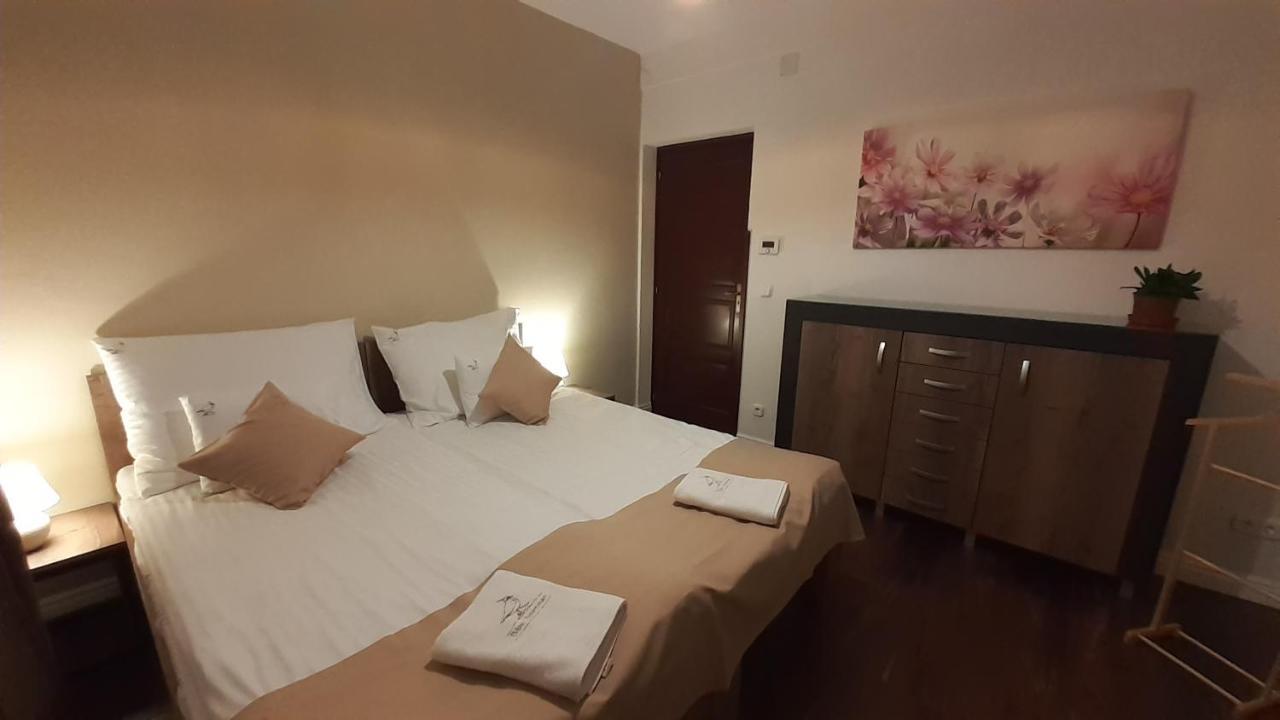 Bibic Apartman A Kapolnasnyek Buitenkant foto